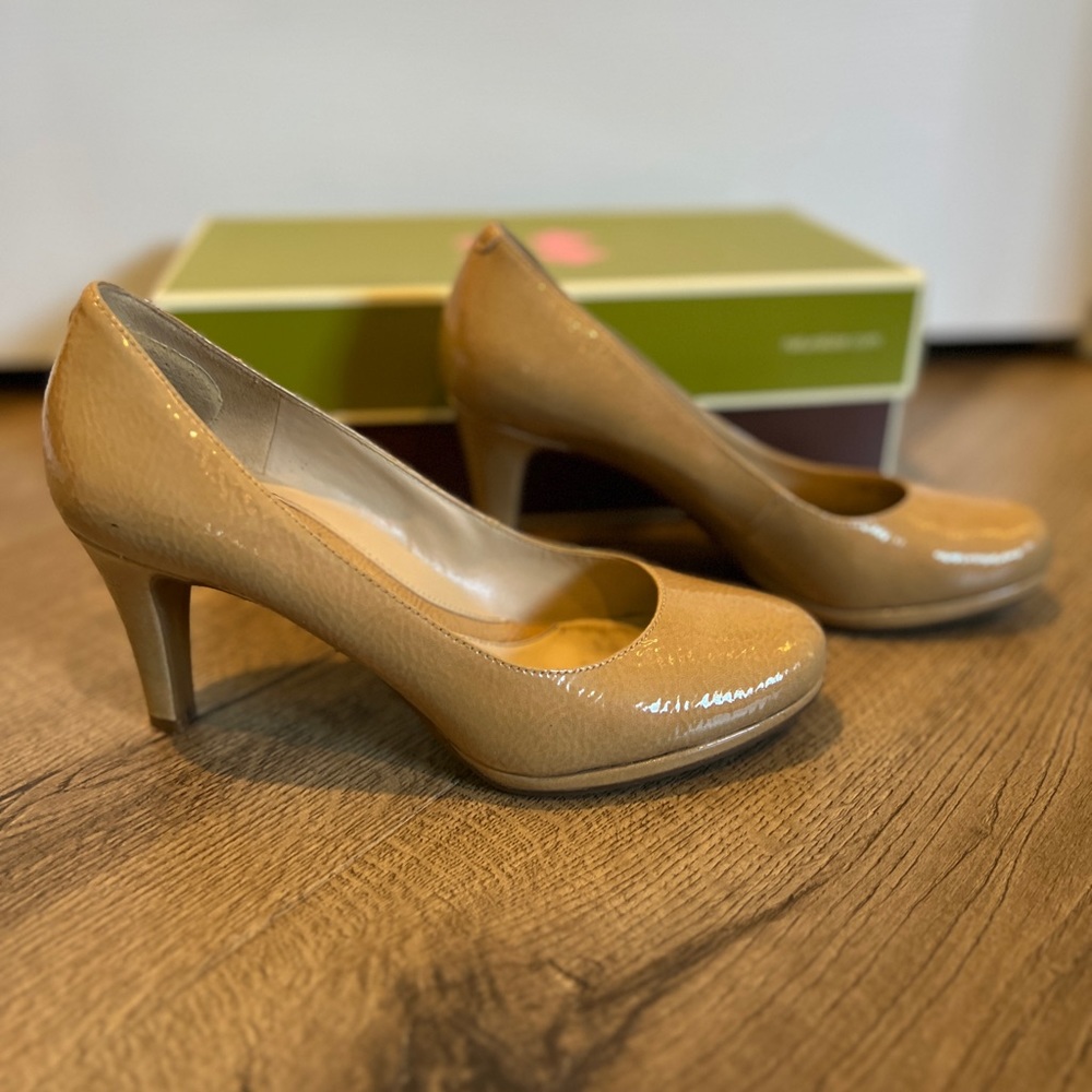 Naturalizer Lennox Taupe Heels